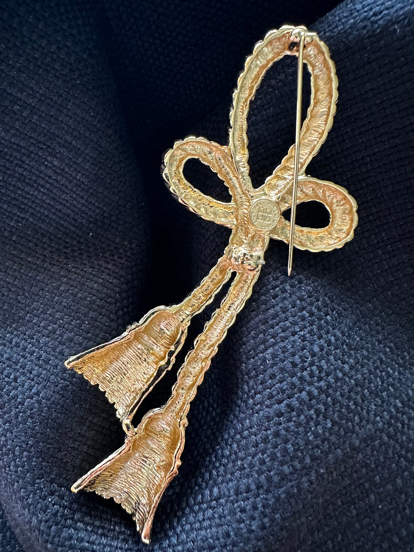 Vintage Givenchy Twist Rope Brooch